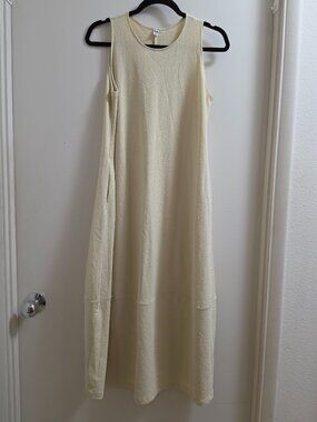 UNIQLO JAPAN Sleeveless Midi Dress.